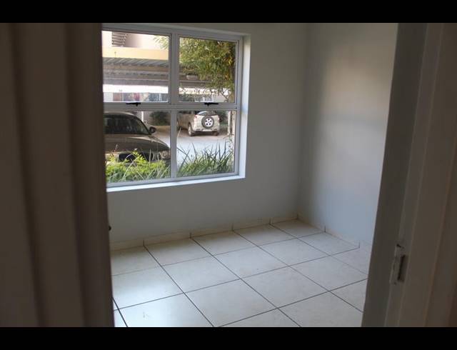 2 BEDROOM APARTMENT FOR SALE IN FERNDALE